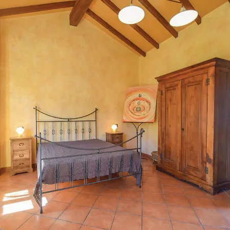 One Bedroom Holiday In بيت للعطل