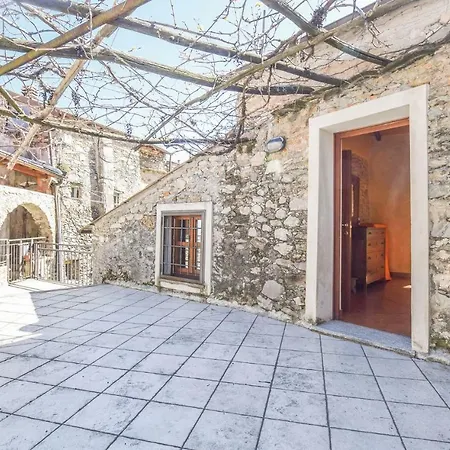 One Bedroom Holiday In Erli